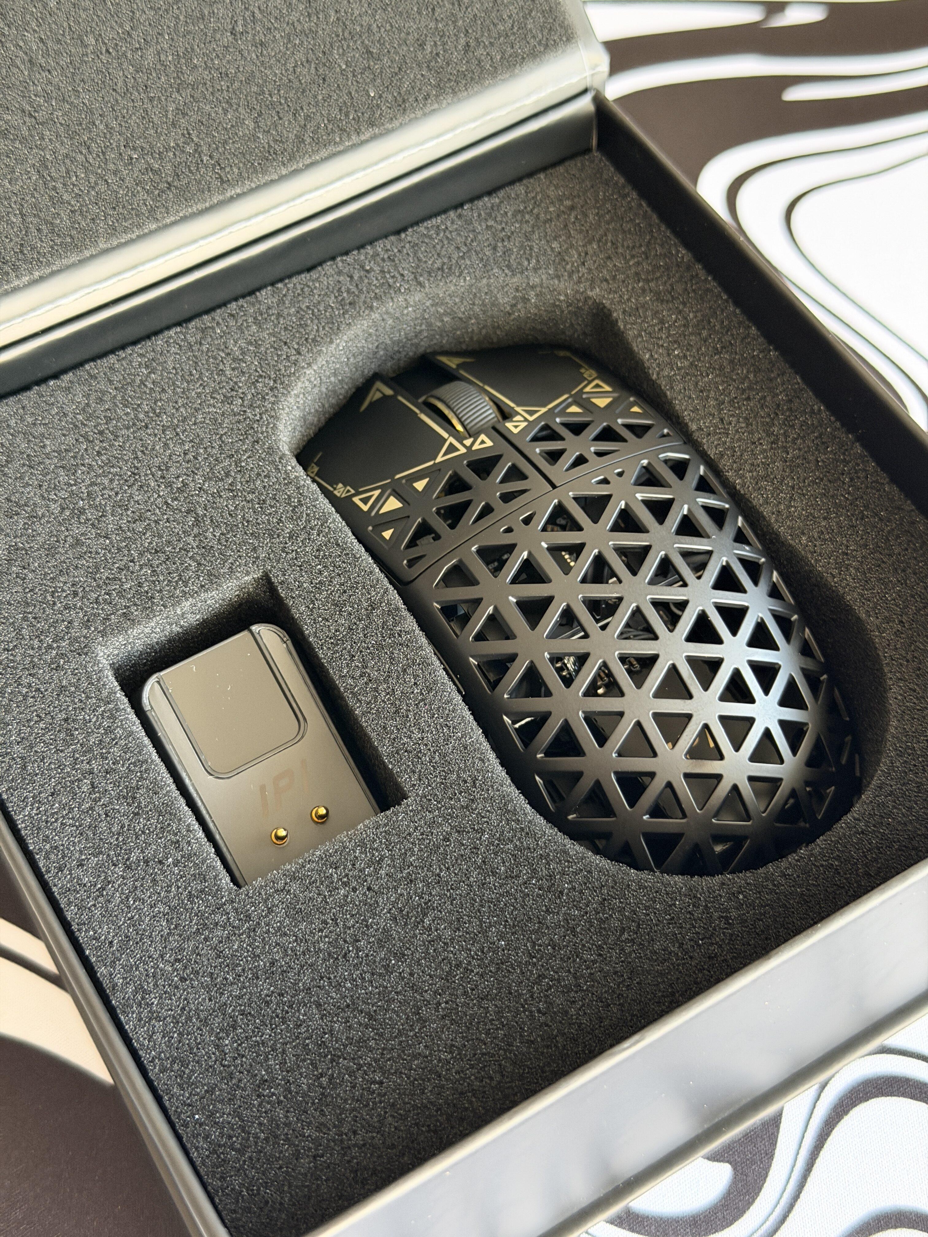 MOUSE IPIFLOAT 88PRO FIBRA CARBONO - Imagen 3